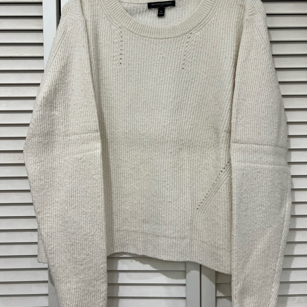 Banana Republic Off-White Crew Neck Sweater